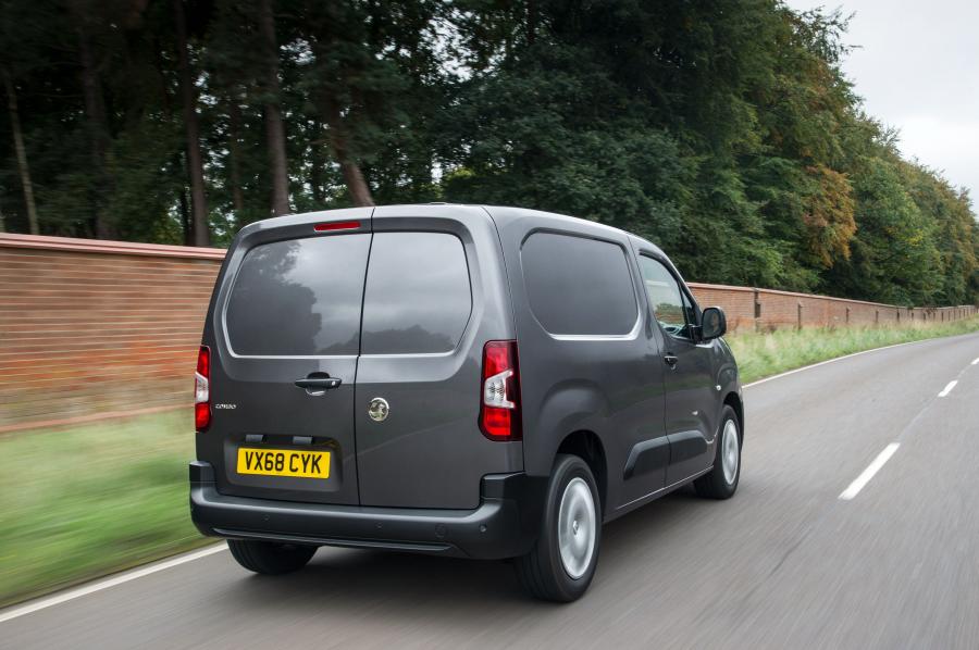  Vauxhall Combo 2018 года  (фото 4 из 24)